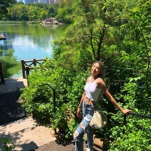 Meet your Posher, Cat